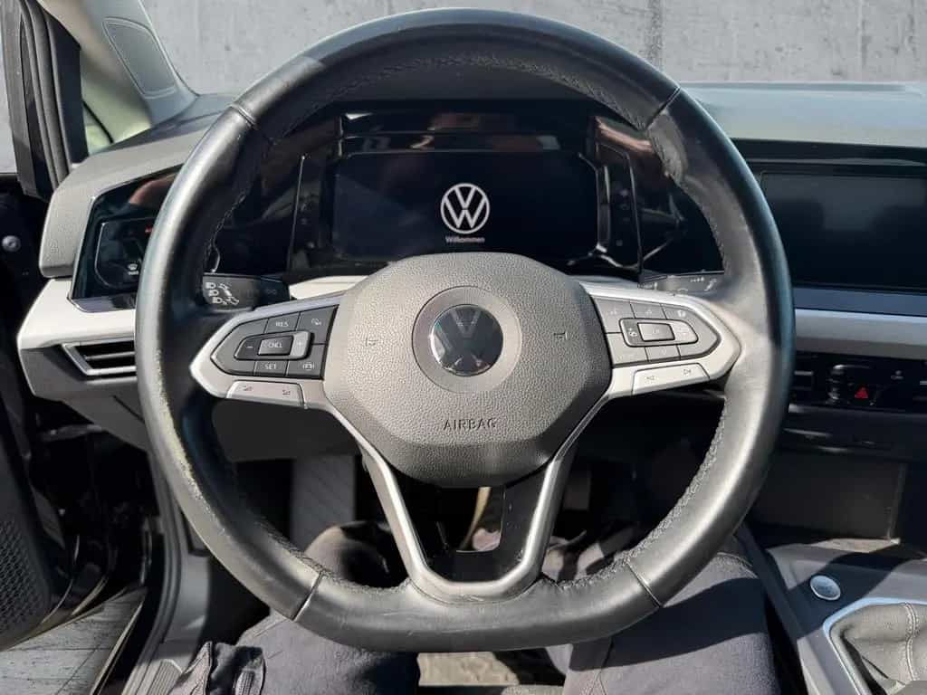 Volkswagen Golf VIII 1.0 TSI LIFE LED+APP+AHK+2xPDC+SHZ+DAB 10/2020-photo-8