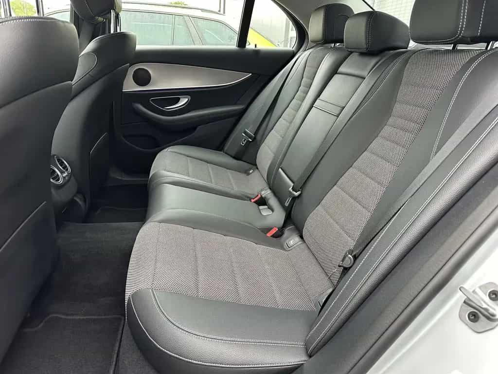 Mercedes-Benz E 220 d Limousine Avantgarde NAV+LED+AHK+CARPLAY 09/2019-photo-12