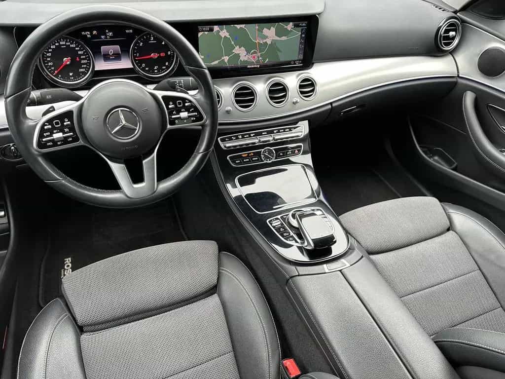 Mercedes-Benz E 220 d Limousine Avantgarde NAV+LED+AHK+CARPLAY 09/2019-photo-13