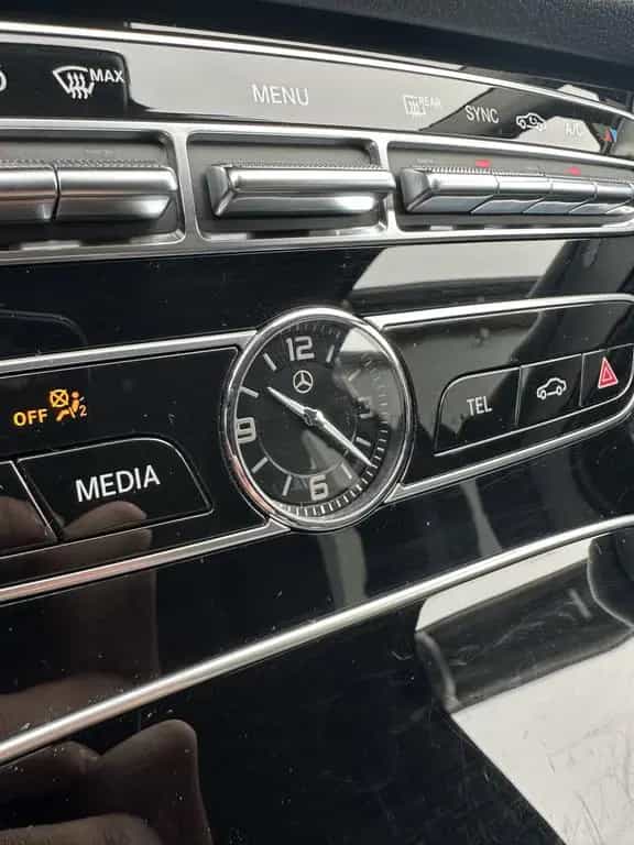 Mercedes-Benz E 220 d Limousine Avantgarde NAV+LED+AHK+CARPLAY 09/2019-photo-19