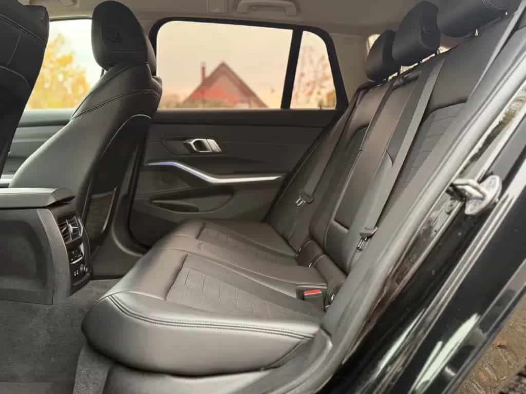 BMW 330 i Sportline/Vollleder/Navi/3-Zone-Automatik 11/2019-photo-15