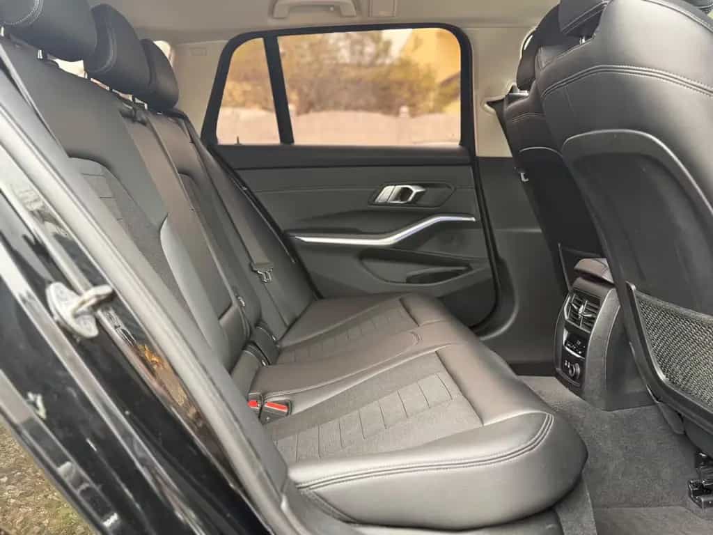 BMW 330 i Sportline/Vollleder/Navi/3-Zone-Automatik 11/2019-photo-16