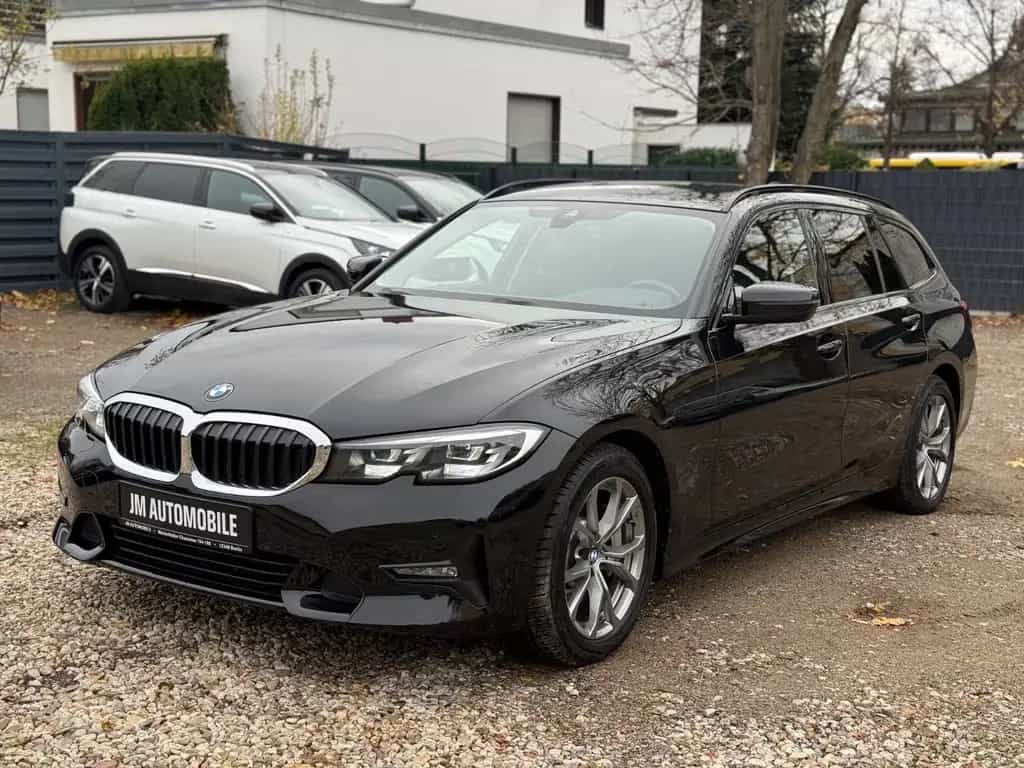 BMW 330 i Sportline/Vollleder/Navi/3-Zone-Automatik 11/2019-photo-2