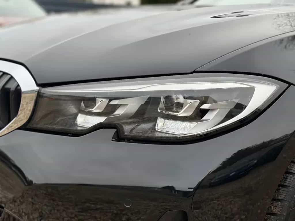 BMW 330 i Sportline/Vollleder/Navi/3-Zone-Automatik 11/2019-photo-26