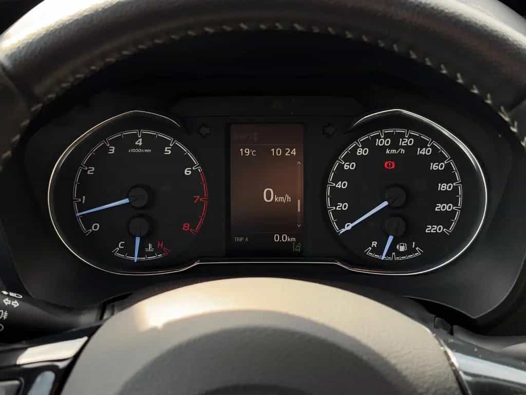 Toyota Yaris 1.5 Ltr. Kamera Klima BLT SHZ LKA AM 11/2018-photo-14