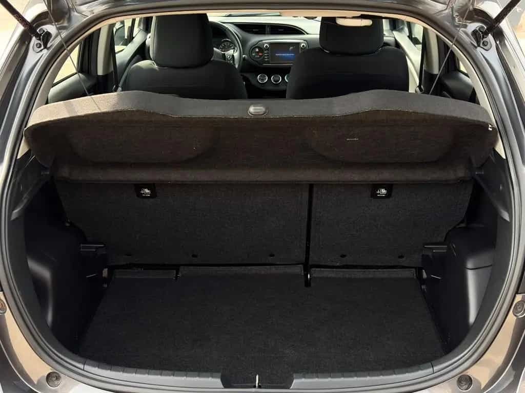 Toyota Yaris 1.5 Ltr. Kamera Klima BLT SHZ LKA AM 11/2018-photo-26