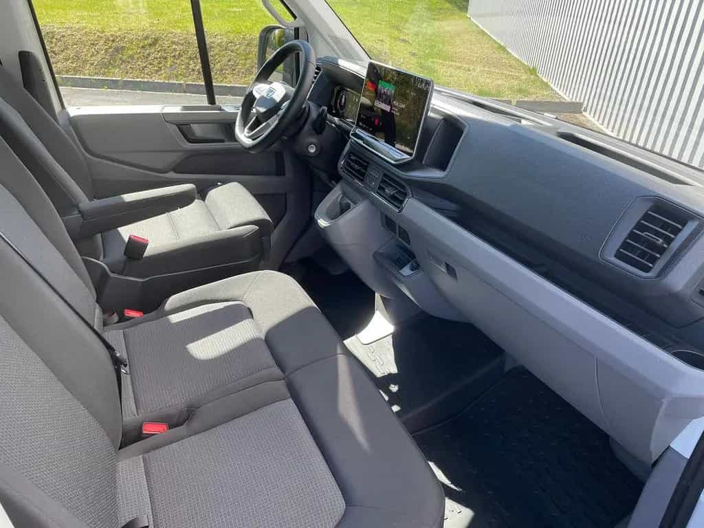 MAN TGE 3.180 L4H3 Kasten 4x4 NAVI PDC LEKRADHZ 11/2025-photo-17