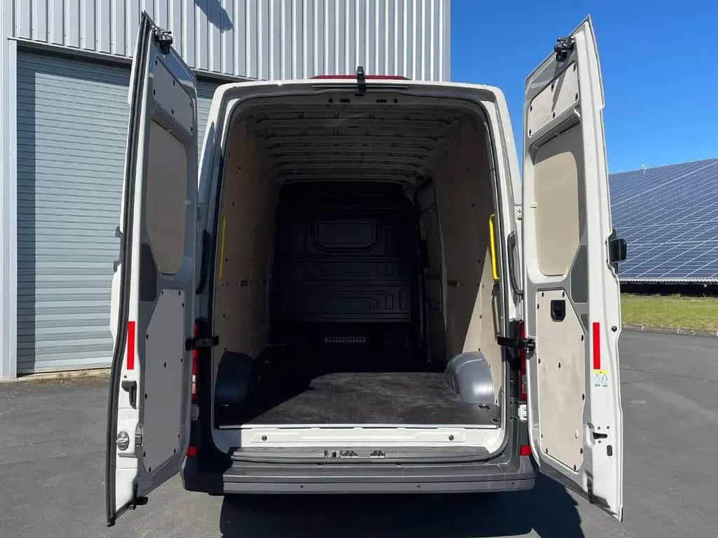 MAN TGE 3.180 L4H3 Kasten 4x4 NAVI PDC LEKRADHZ 11/2025-photo-37