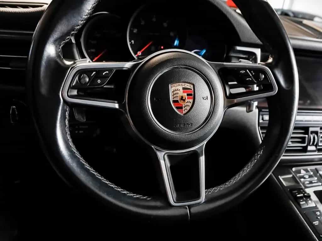 Porsche Macan **PANO-SPUR-CARPLAY-LED-STERNEHIMMEL-DAB+* 07/2020-photo-10