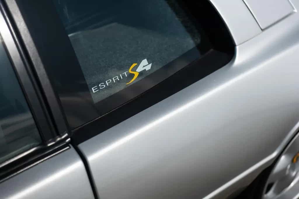 Lotus Esprit S4 Turbo 03/1995-photo-18