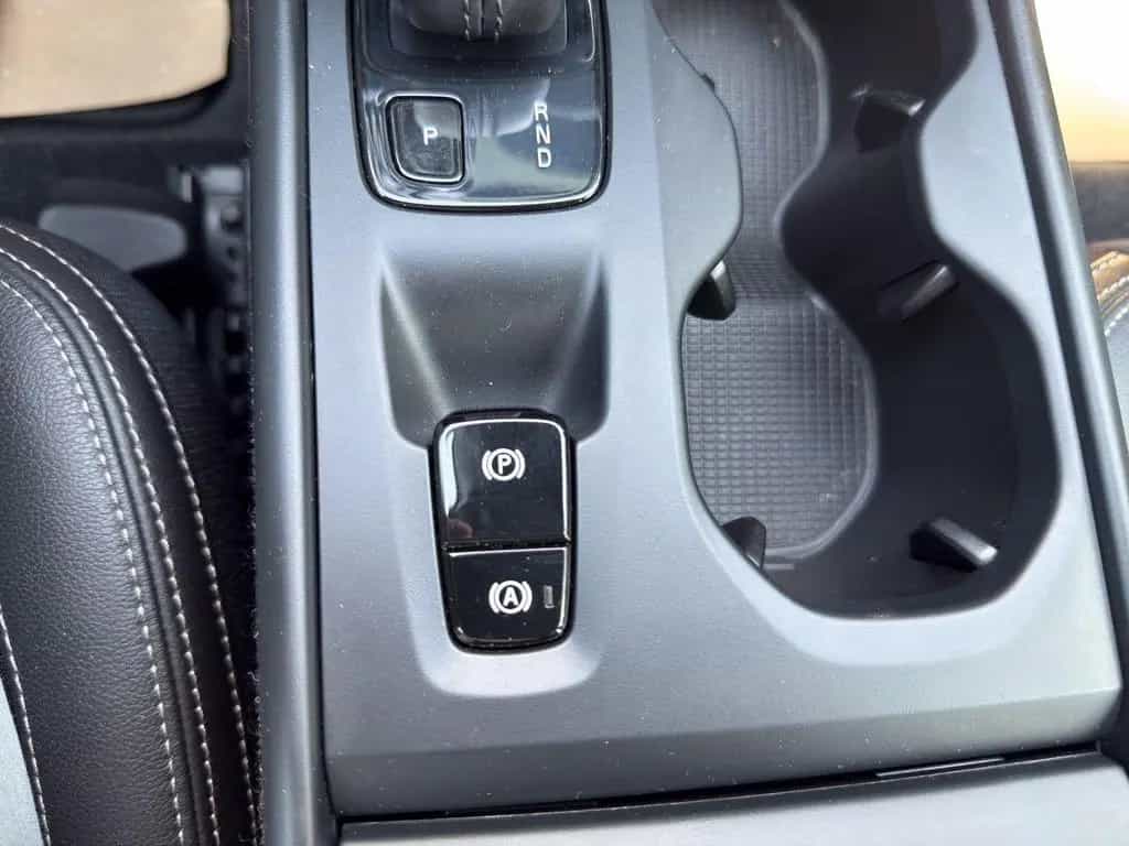 Volvo XC40 D3 Momentum AWD HarmanKardon*Navi*SHZ*Kamer 04/2019-photo-22