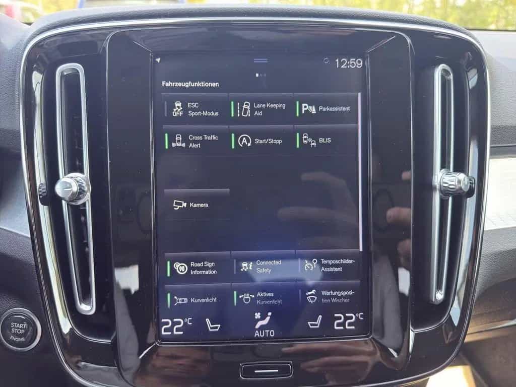 Volvo XC40 D3 Momentum AWD HarmanKardon*Navi*SHZ*Kamer 04/2019-photo-24