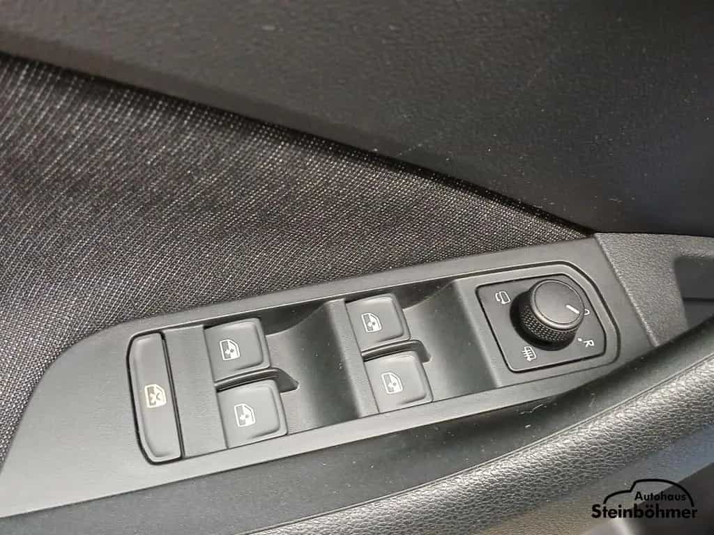 Skoda Kamiq Style 1.0TSI DSG LED AHK Kamera SHZ Klima 02/2021-photo-16