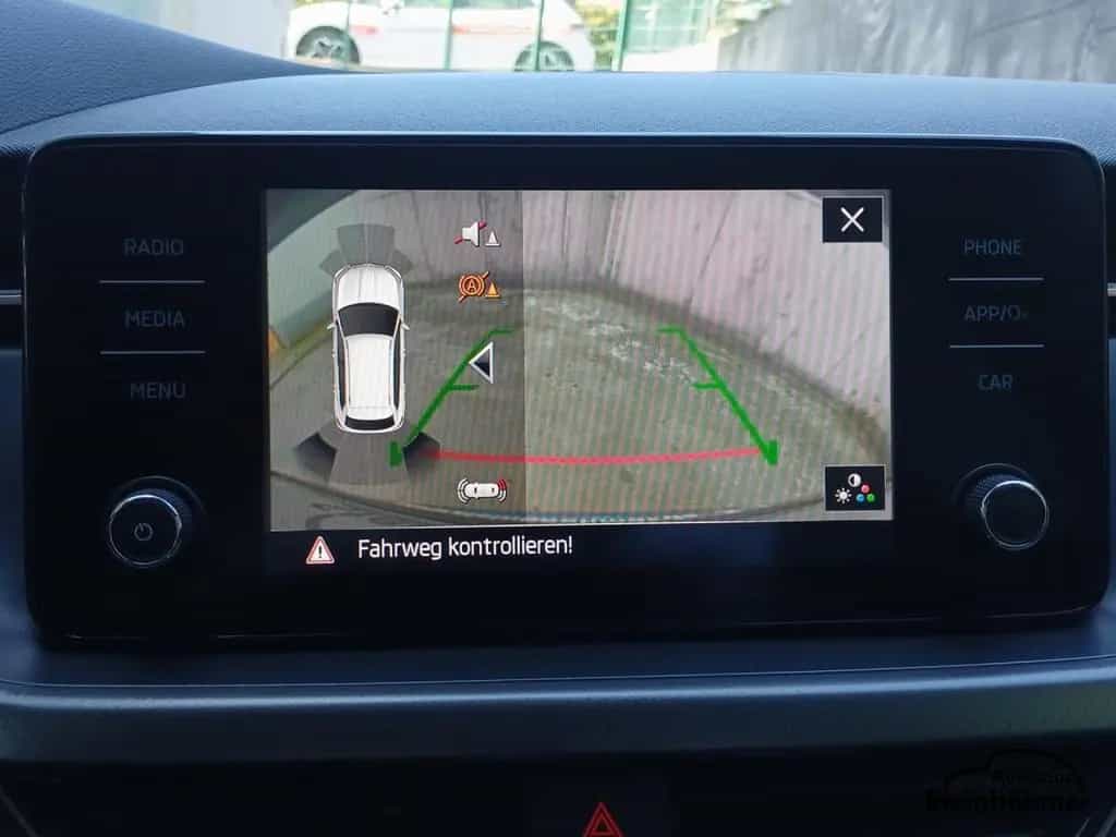 Skoda Kamiq Style 1.0TSI DSG LED AHK Kamera SHZ Klima 02/2021-photo-22