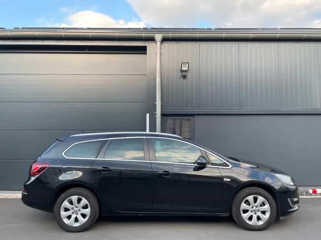 Opel Astra J ST Exklusiv 1.4*NAV*TEM*CAM*PDC*SHZ*KLIM 02/2016-photo-3