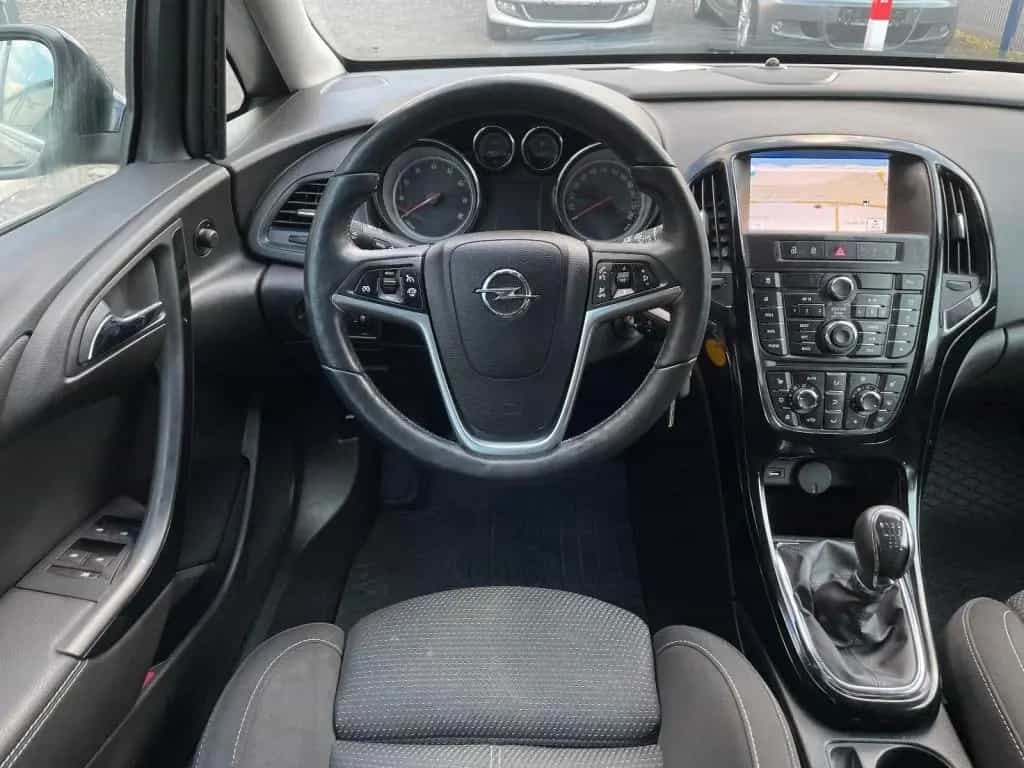 Opel Astra J ST Exklusiv 1.4*NAV*TEM*CAM*PDC*SHZ*KLIM 02/2016-photo-9
