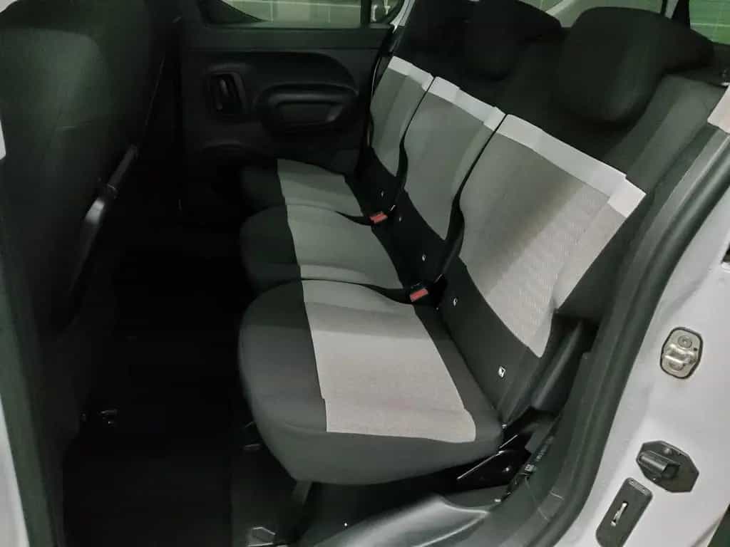 Citroën Berlingo 1.2 PureTech Shine Glasdach PDC AHK 03/2023-photo-12