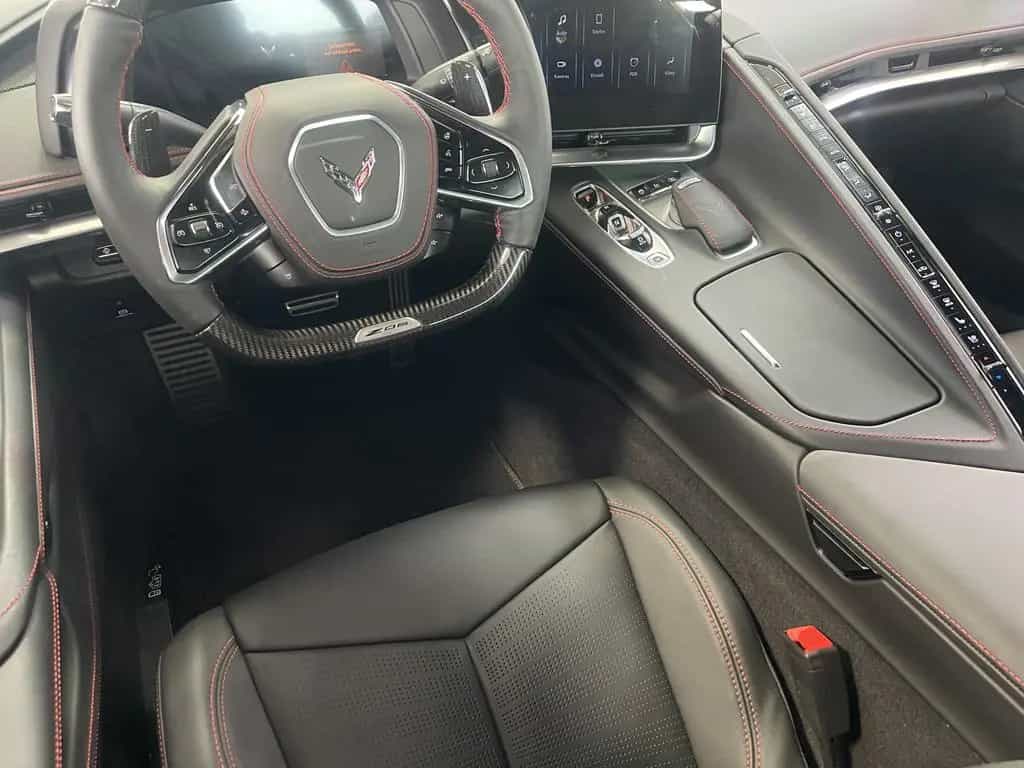 Corvette Z06 Coupe 3LZ 5.5 V8 08/2025-photo-7