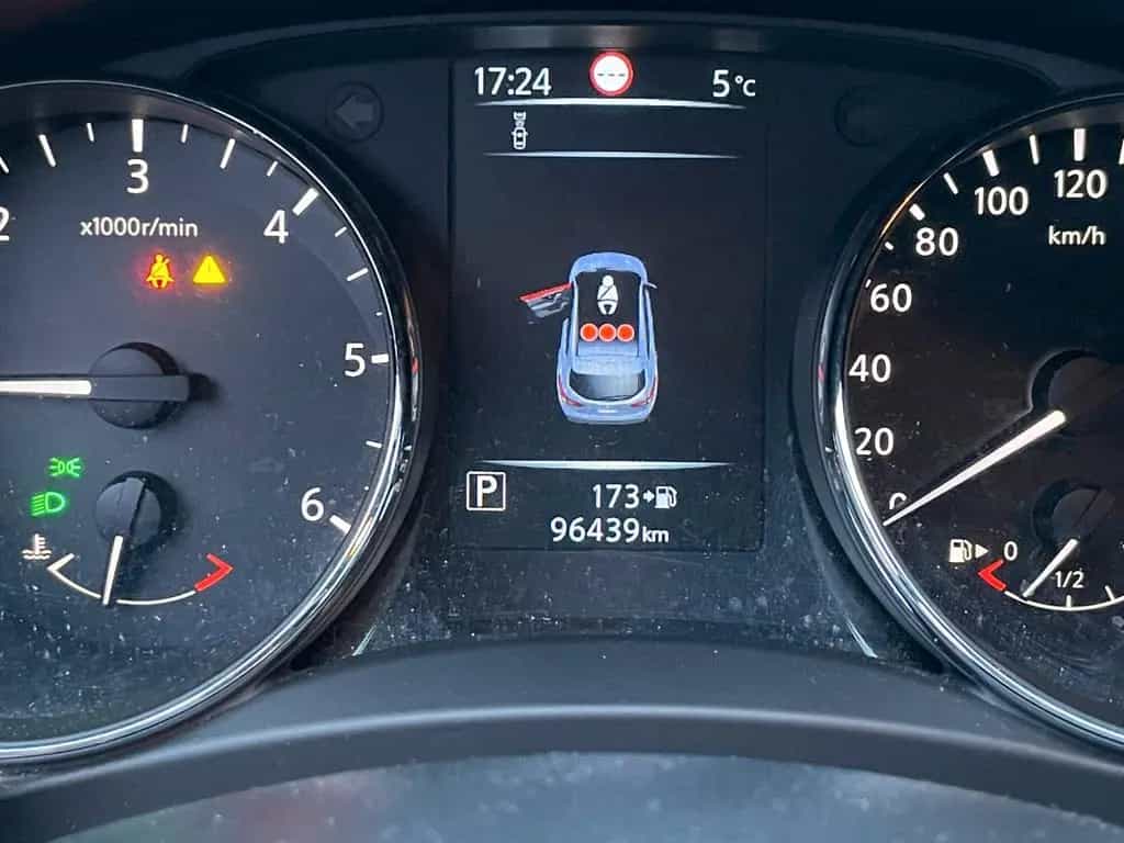 Nissan Qashqai Acenta 1.6 dci*AUTOMATIK*NAVI*SHZ*KLIMA 01/2015-photo-24
