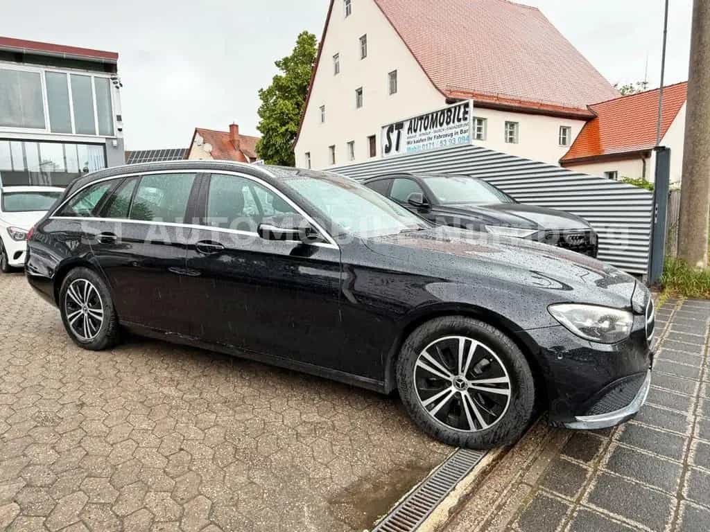 Mercedes-Benz E-Class d T 9G-Tronic Avantgarde*1.HD*AHK*KAMERA* 03/2022-photo-18
