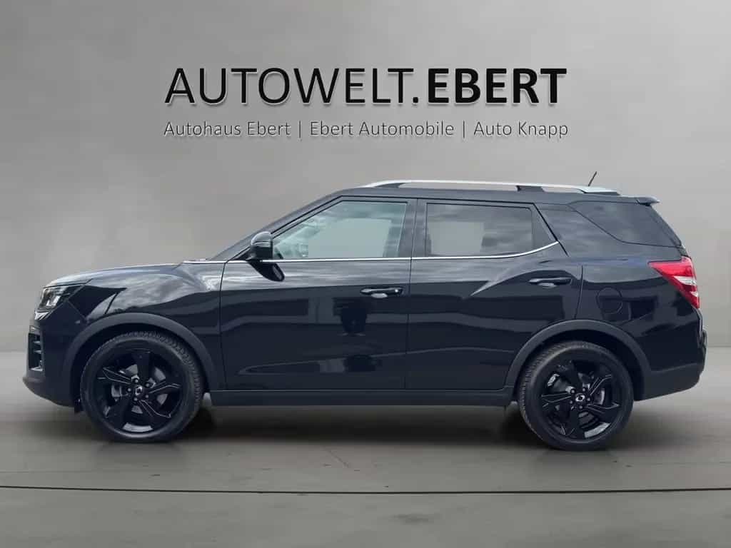 Ssangyong Tivoli Grand Blackline 1.5 T-GDI Aut./LED/NAVI/ 03/2025-photo-1