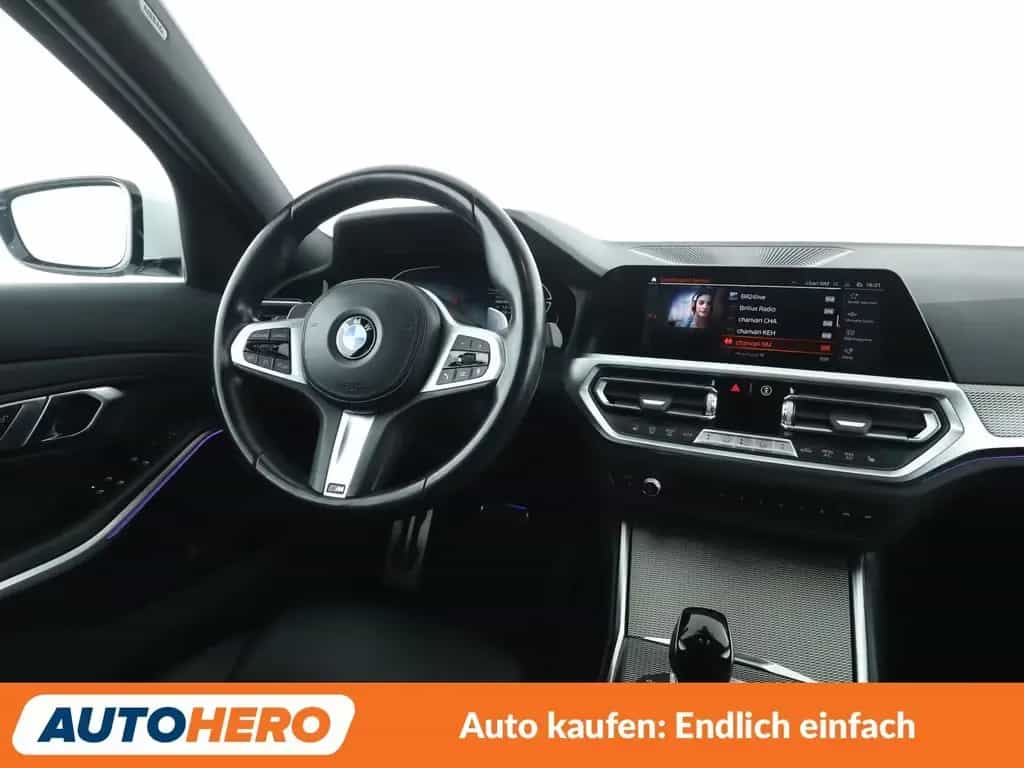 BMW 320 i M Sport Aut.*NAVI*LED*TEMPO*SHZ*PDC*3ZONEN* 08/2021-photo-15