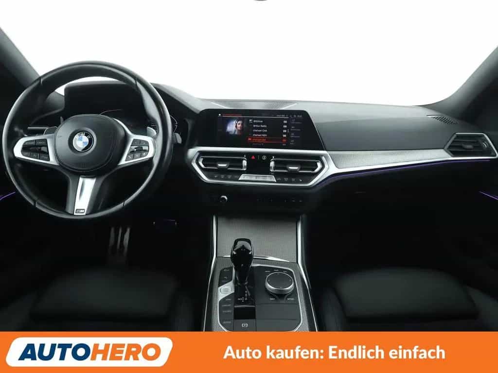 BMW 320 i M Sport Aut.*NAVI*LED*TEMPO*SHZ*PDC*3ZONEN* 08/2021-photo-9