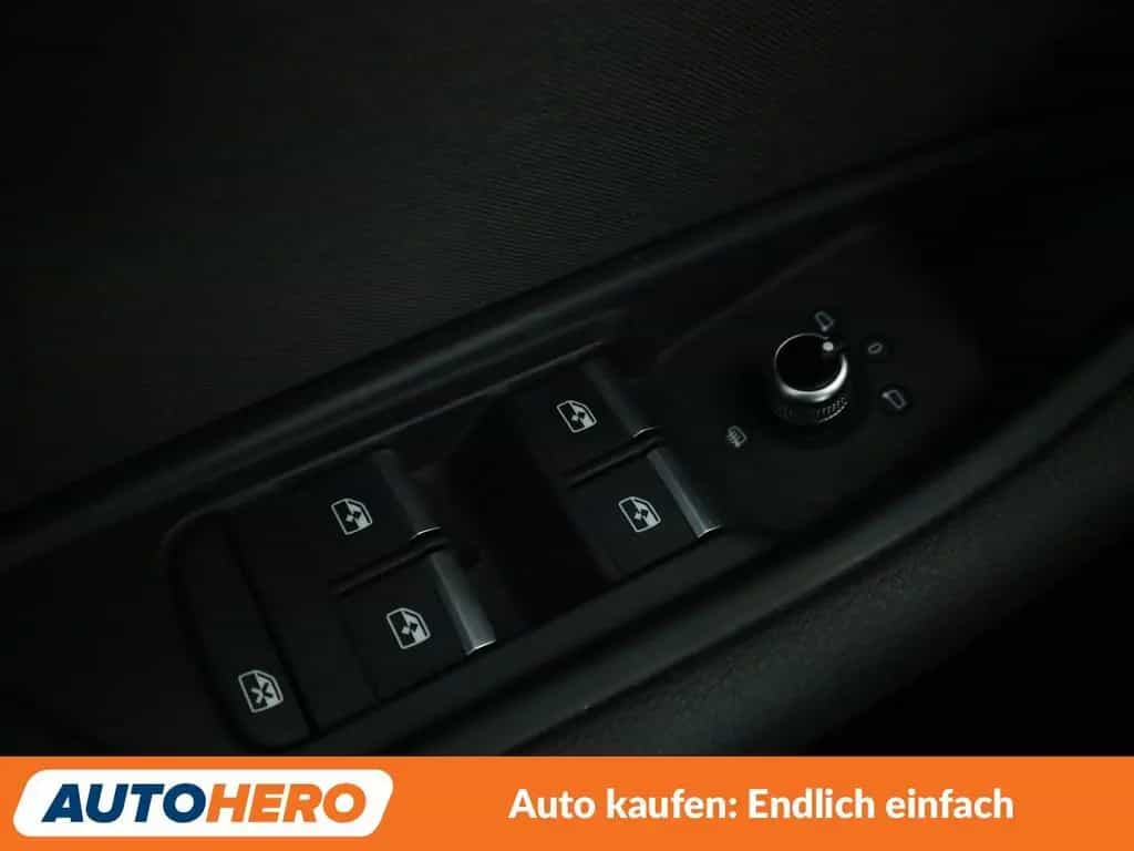 Audi A4 40 TDI quattro S line Aut.*TEMPO*LED*AHK*PDC* 02/2020-photo-27