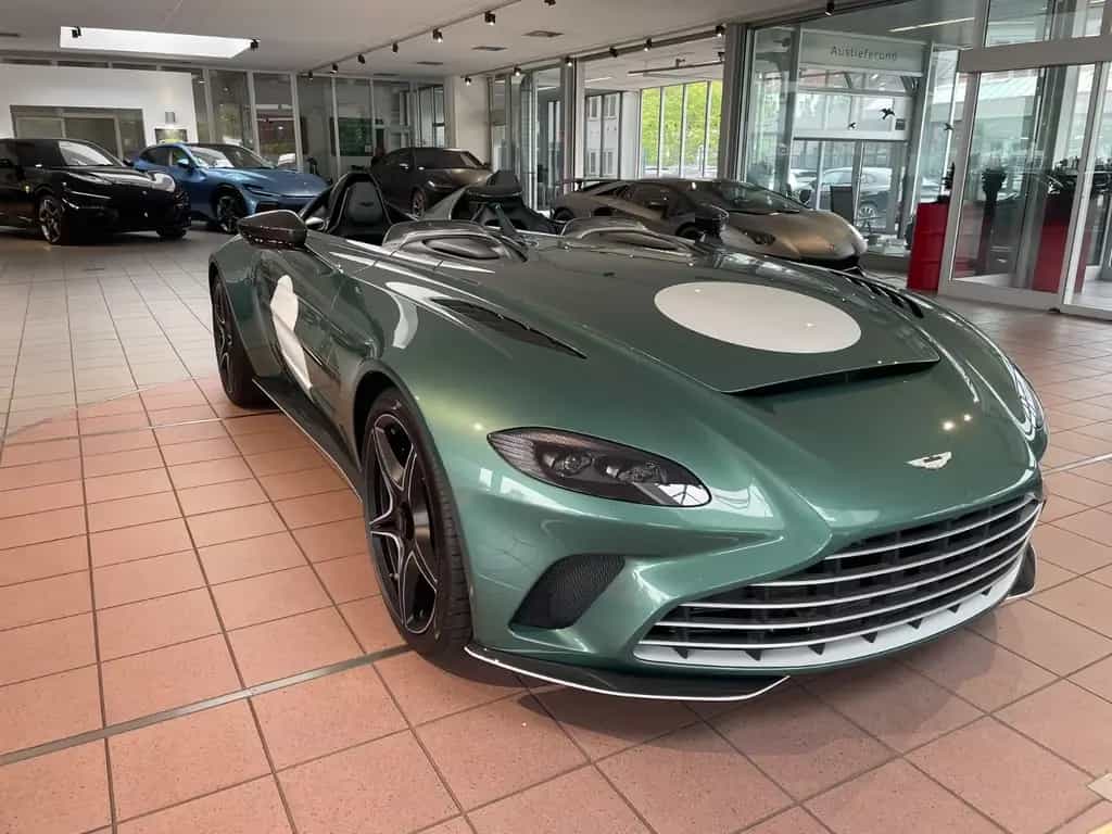 Aston Martin V12 Speedster "1 OF 88" 10/2021-photo-1