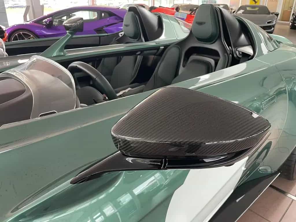 Aston Martin V12 Speedster "1 OF 88" 10/2021-photo-15