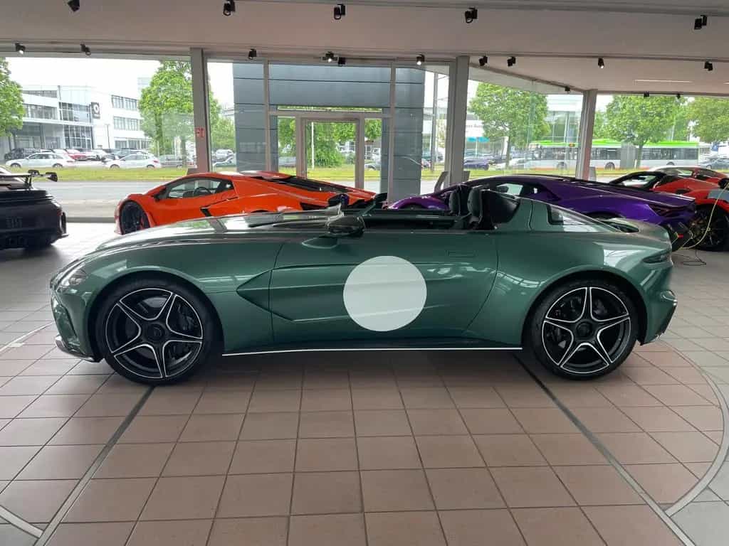 Aston Martin V12 Speedster "1 OF 88" 10/2021-photo-5