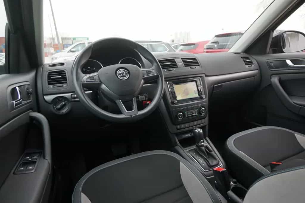 Skoda Yeti 1.4 TSI Joy |7G-DSG| |1.Hand| |Allwetter| 07/2016-photo-19