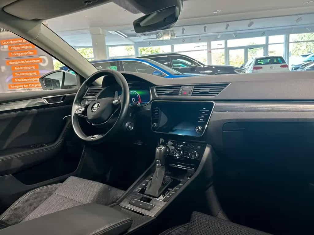 Skoda Superb Lim. Style 1.5TSI DSG LED SHZ KESSY PARK 10/2022-photo-10