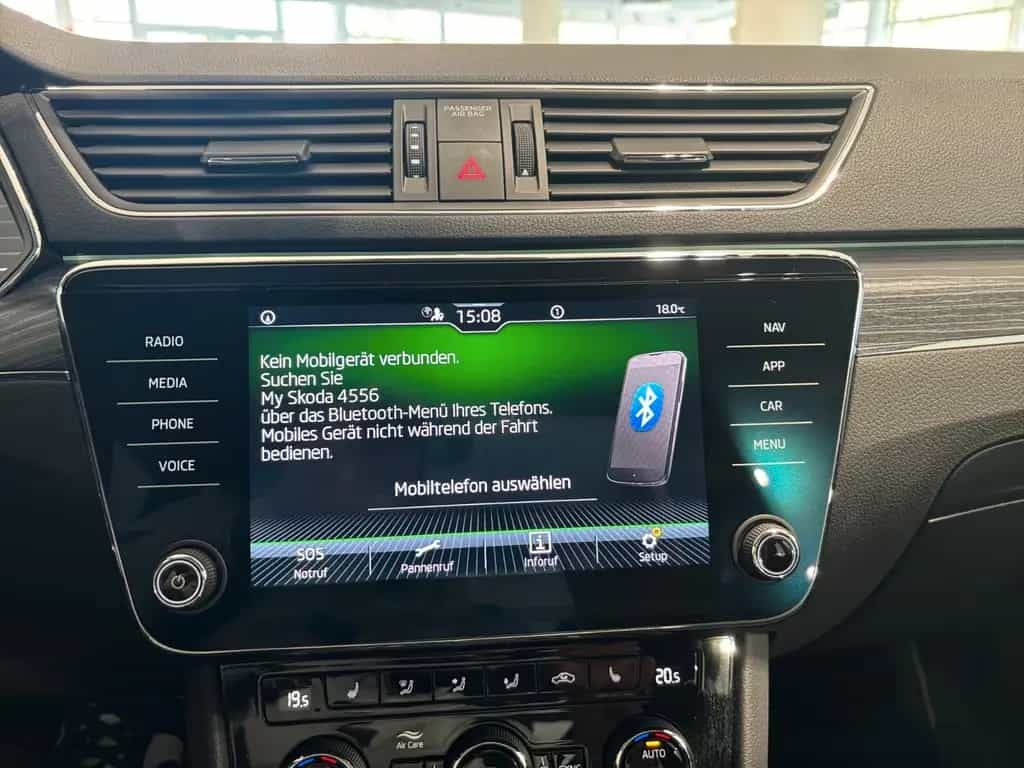 Skoda Superb Lim. Style 1.5TSI DSG LED SHZ KESSY PARK 10/2022-photo-17