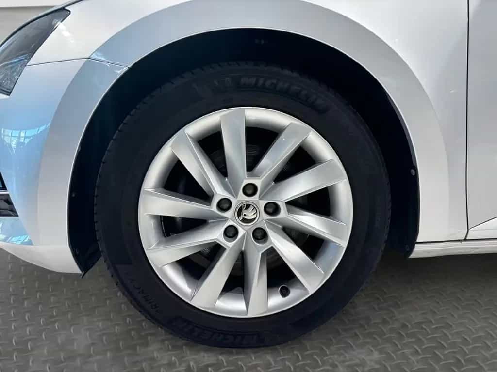 Skoda Superb Lim. Style 1.5TSI DSG LED SHZ KESSY PARK 10/2022-photo-22