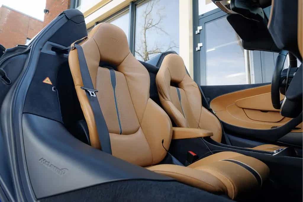 McLaren 570S Spider 570S 3.8 V8 | FULL Service History | 03/2018-photo-14
