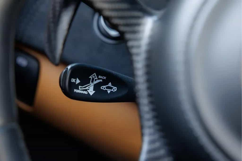 McLaren 570S Spider 570S 3.8 V8 | FULL Service History | 03/2018-photo-21