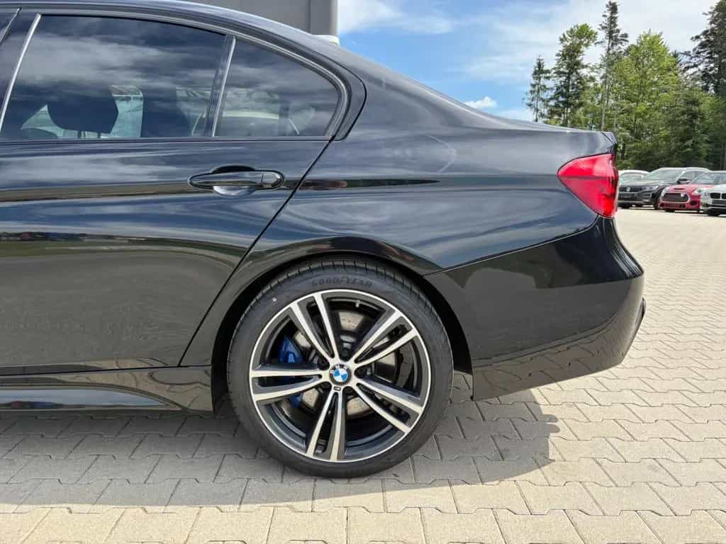 BMW 330 d xDrive Limousine M Sport Shad.Ad.LED HK HUD 04/2017-photo-15