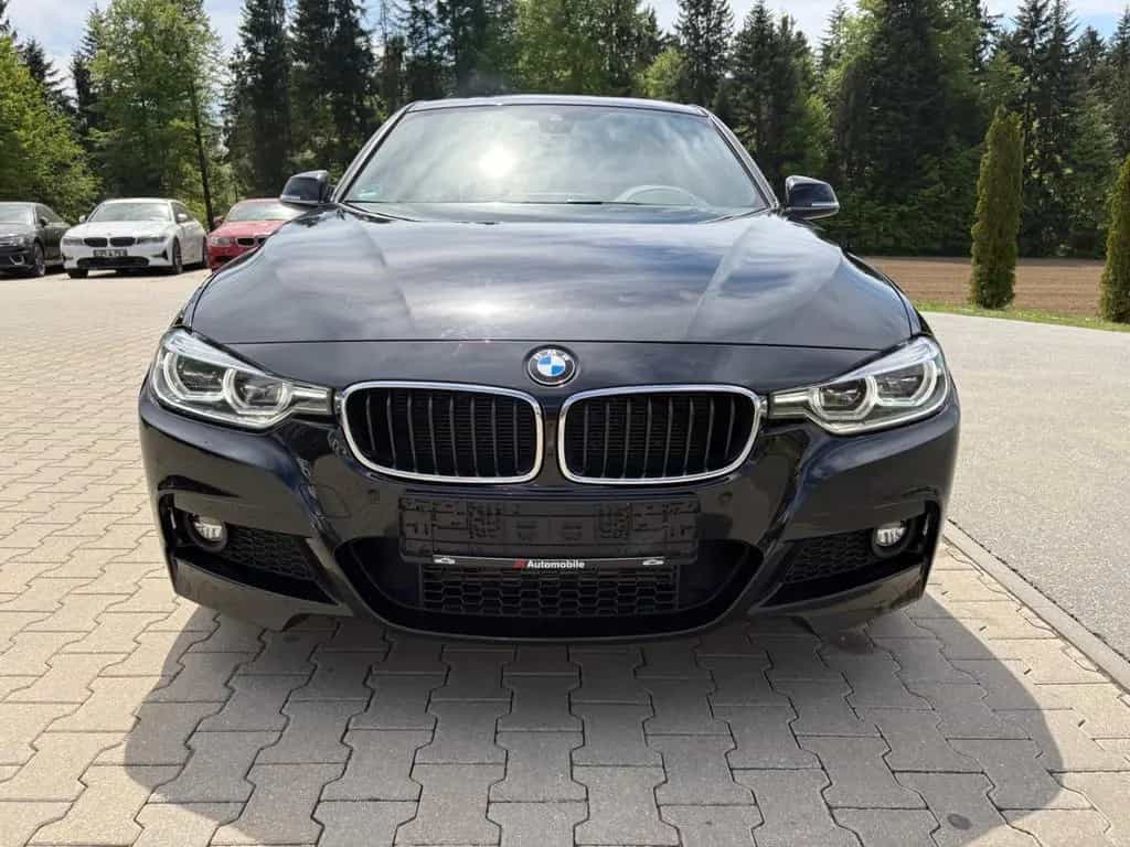 BMW 330 d xDrive Limousine M Sport Shad.Ad.LED HK HUD 04/2017-photo-22
