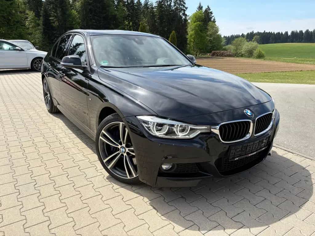 BMW 330 d xDrive Limousine M Sport Shad.Ad.LED HK HUD 04/2017-photo-24