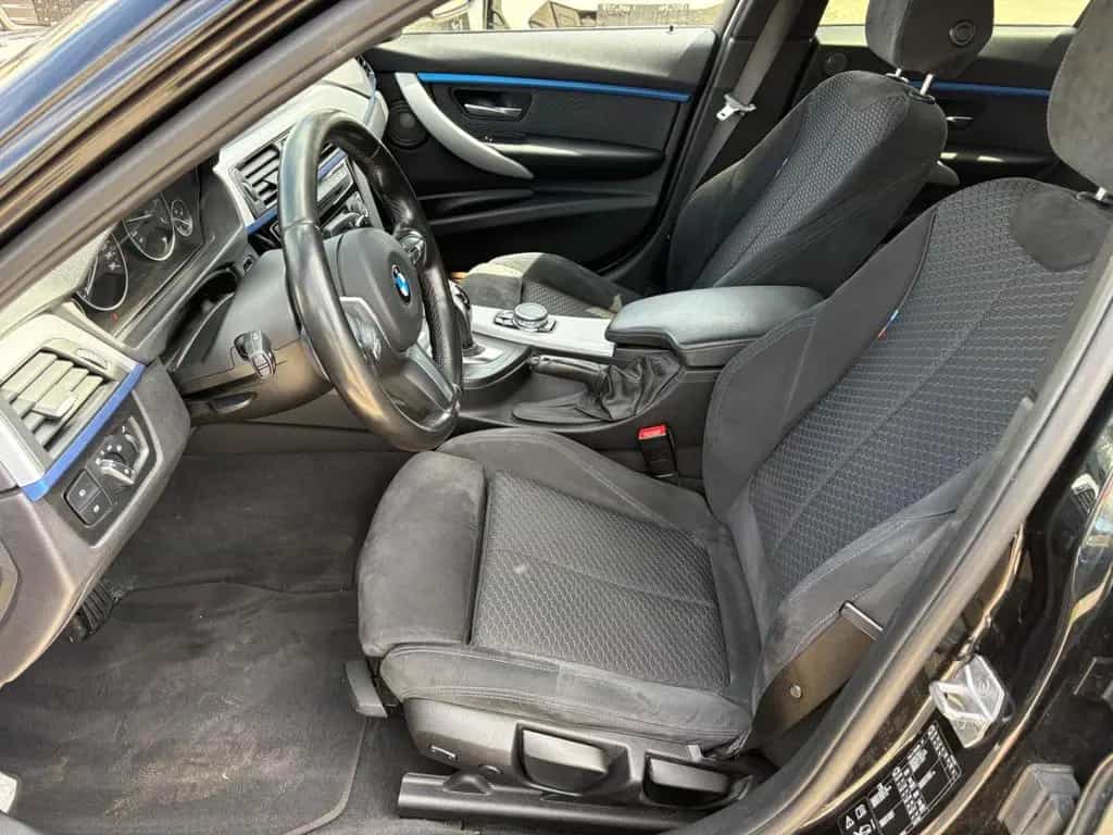 BMW 330 d xDrive Limousine M Sport Shad.Ad.LED HK HUD 04/2017-photo-28