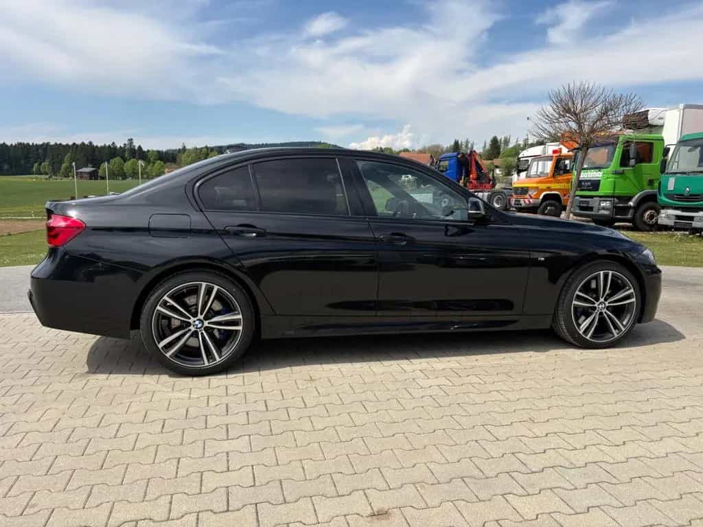 BMW 330 d xDrive Limousine M Sport Shad.Ad.LED HK HUD 04/2017-photo-7