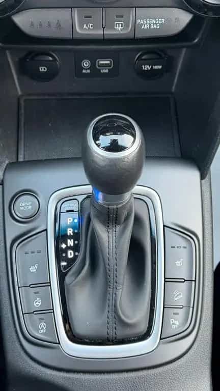 Hyundai KONA Trend 2WD /1.Hd/Kamera/Navi/SHZ/Garantie 08/2020-photo-14