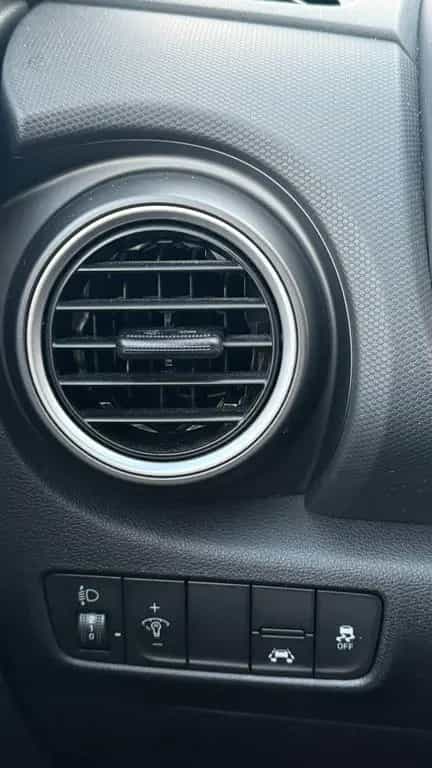 Hyundai KONA Trend 2WD /1.Hd/Kamera/Navi/SHZ/Garantie 08/2020-photo-18