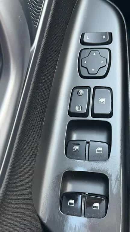 Hyundai KONA Trend 2WD /1.Hd/Kamera/Navi/SHZ/Garantie 08/2020-photo-19
