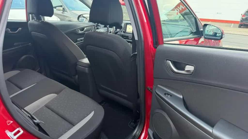 Hyundai KONA Trend 2WD /1.Hd/Kamera/Navi/SHZ/Garantie 08/2020-photo-22