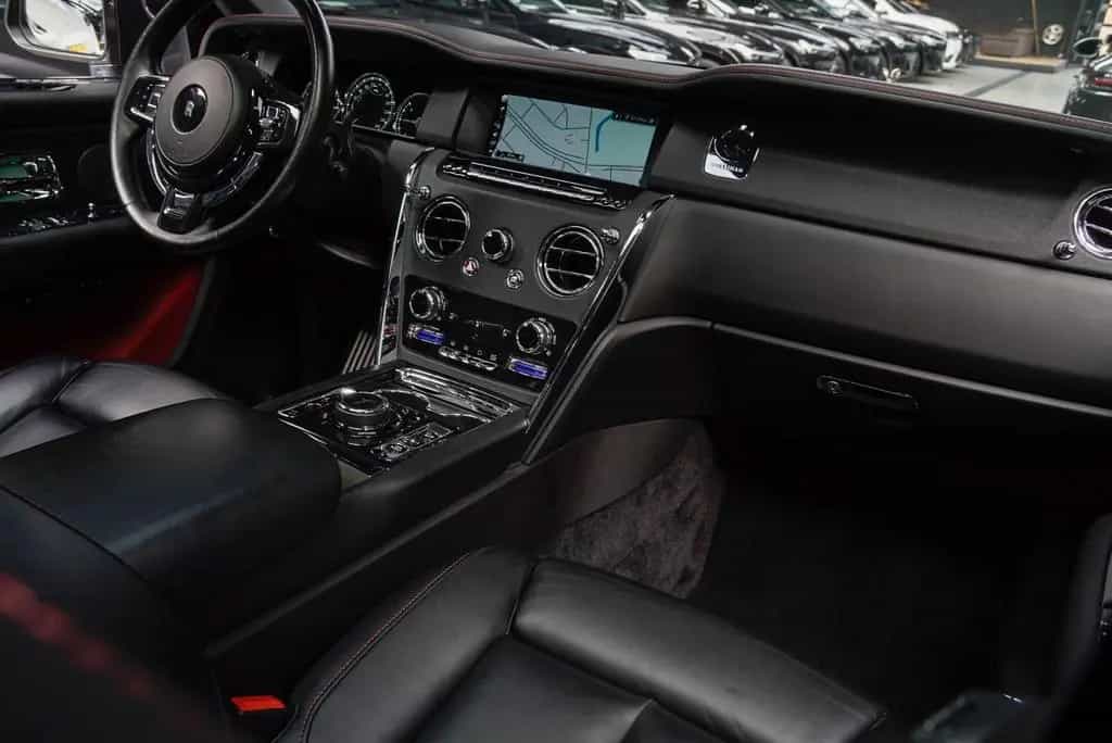 Rolls-Royce Cullinan 6.75 V12 Panodak Leer Navi 360° ACC PDC 08/2019-photo-18