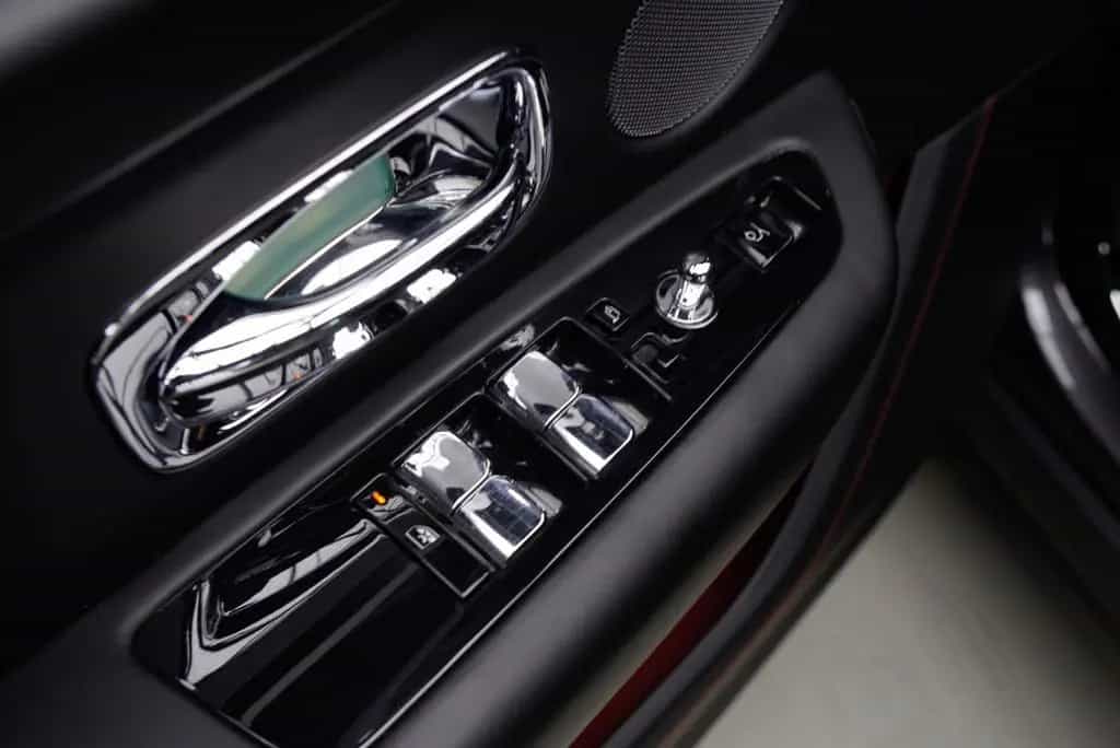 Rolls-Royce Cullinan 6.75 V12 Panodak Leer Navi 360° ACC PDC 08/2019-photo-24