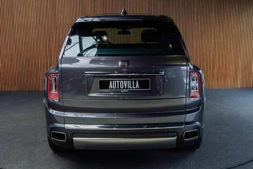 Rolls-Royce Cullinan 6.75 V12 Panodak Leer Navi 360° ACC PDC 08/2019-photo-3