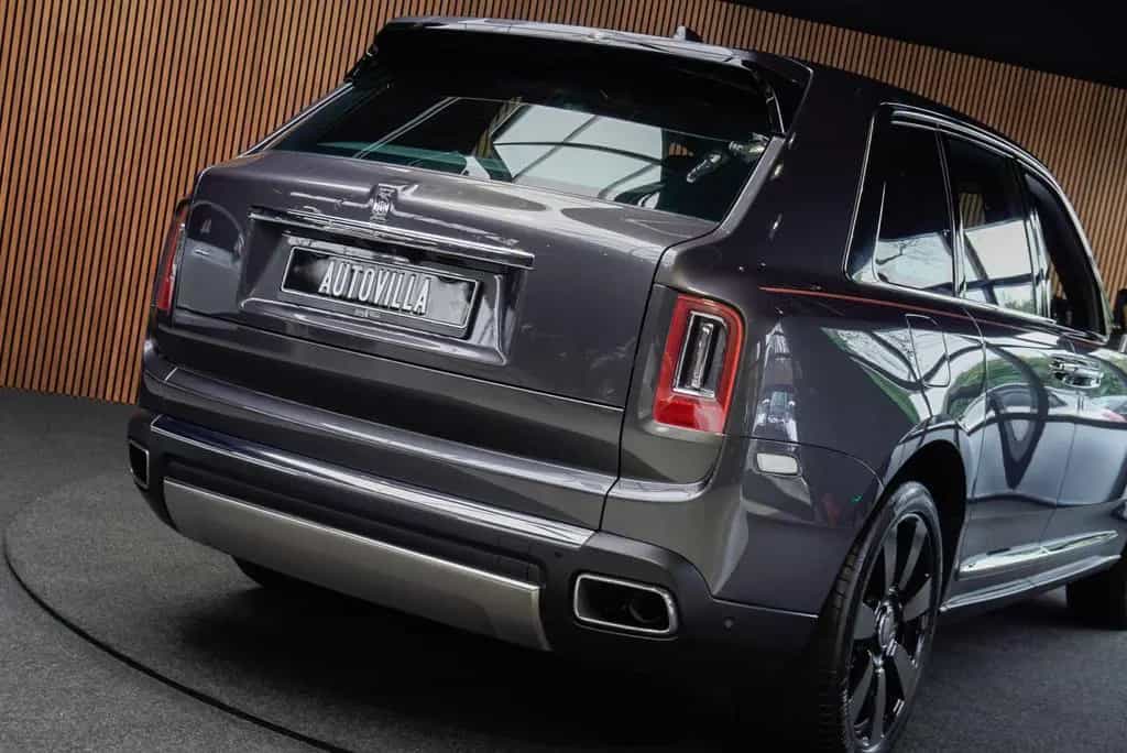Rolls-Royce Cullinan 6.75 V12 Panodak Leer Navi 360° ACC PDC 08/2019-photo-9